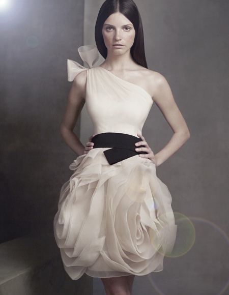 Gaun pengantin pendek Verа Wang