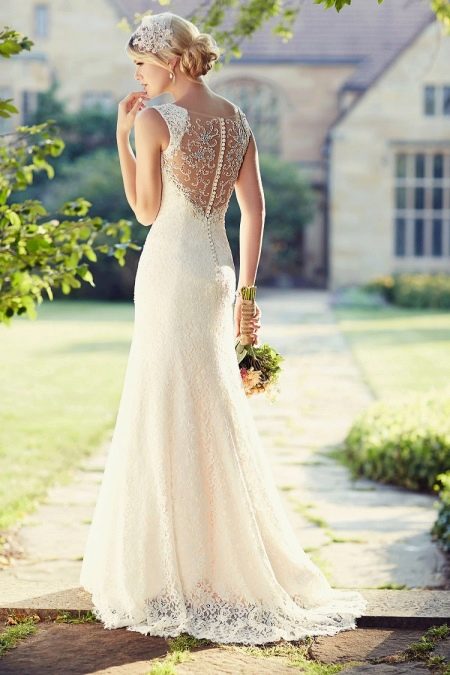 Vestido de novia largo con espalda abierta