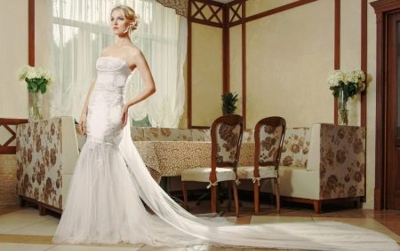 فستان زفاف مفتوح من آنا ديلاريا