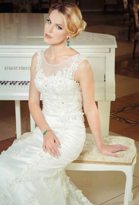 Gaun pengantin renda dari Anna Delaria