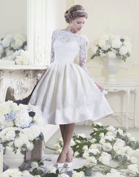 Gaun pengantin pendek lace retro