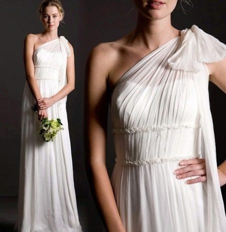 Tổng hợp mẫu váy cưới lệch vai đẹp và nữ tính cho cô dâu mới nhất 2023   Nicole Bridal