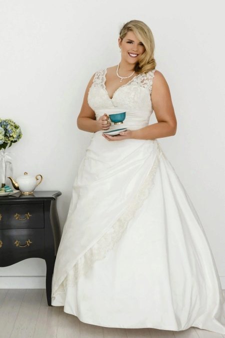 Gaun pengantin untuk pengantin gemuk