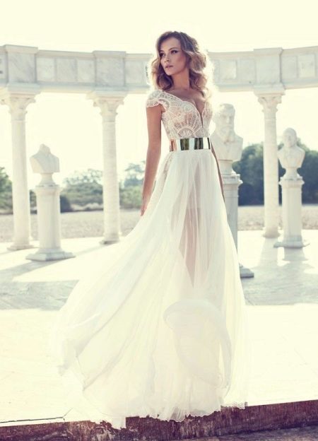 Letnia suknia ślubna od Julie Vino