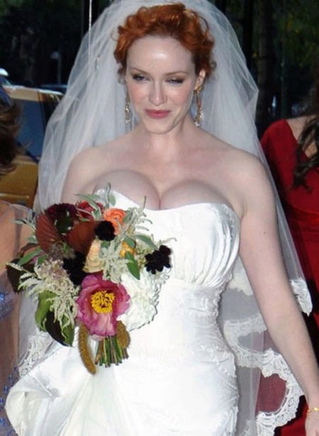คริสติน่า เฮนดริกซ์ชุดแต่งงาน