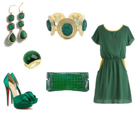 Accessori color smeraldo per un abito color smeraldo