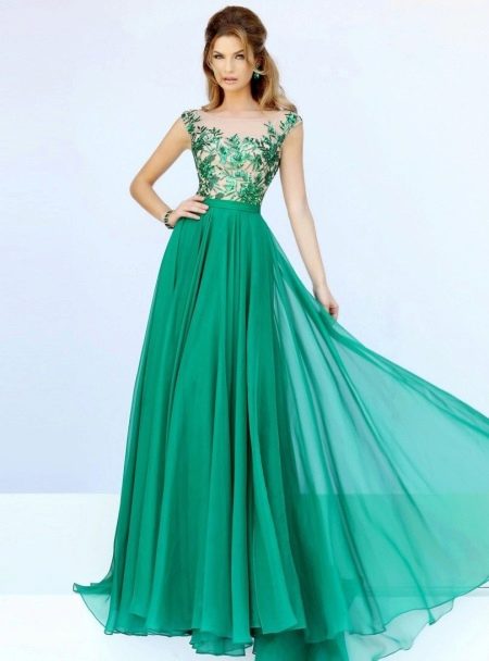 Dlouhé smaragdové šaty