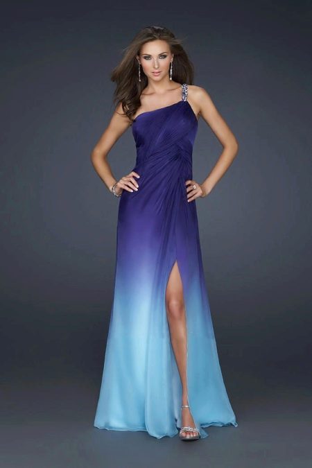 Dégradé en robe de soirée - violet et bleu