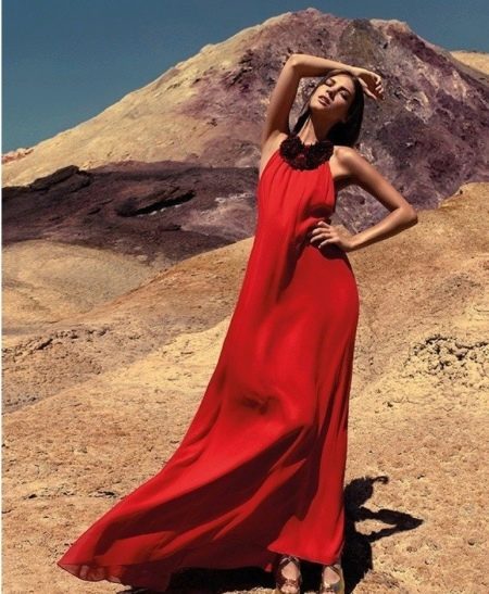 Evening summer dress to the floor red