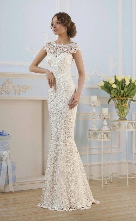 Vjenčana ravna haljina od čipke Naviblue Bridal