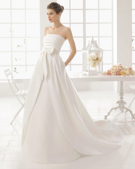 Saténové nadýchané svadobné šaty 2016