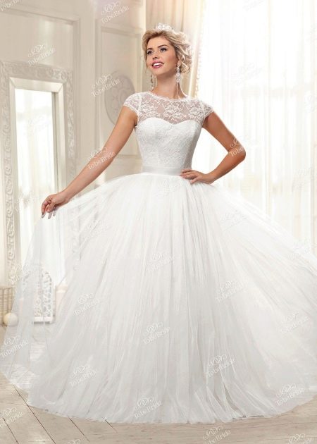 Gaun pengantin dari Bridal Collection 2015