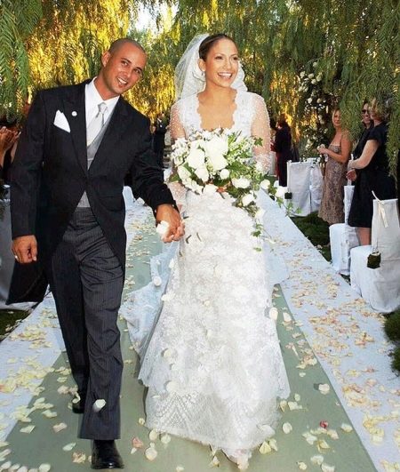 Svadobné šaty Jennifer Lopez