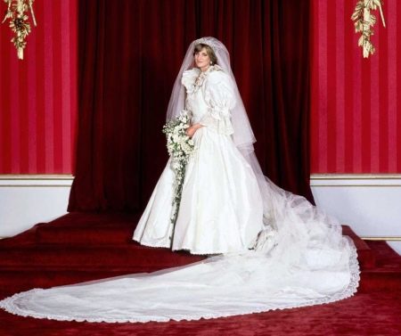 El vestido de novia de la querida princesa Diana