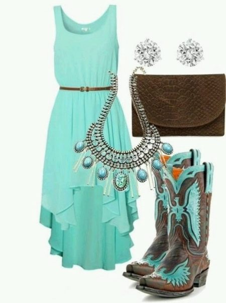 Accessoires voor een turquoise jurk