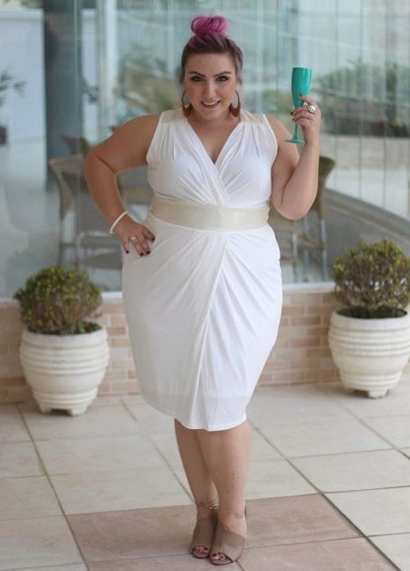 ชุดเดรสรัดรูปสีขาวสำหรับผู้หญิงขาสั้นอวบอ้วน