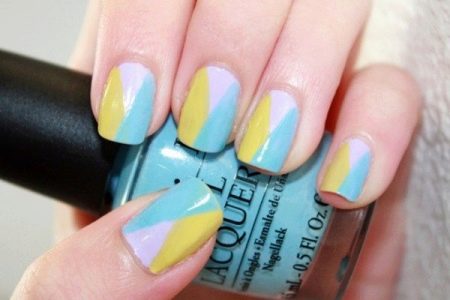 White-yellow-mint manicure