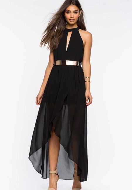 Asymmetrisk sort lang kjole