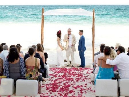 Vestido de noiva leve para cerimônia na praia