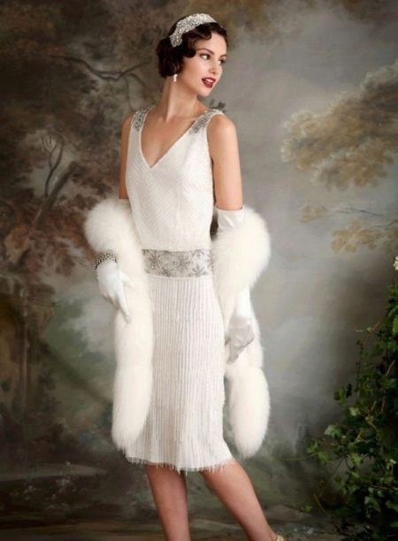 Sukienka z obniżoną talią z lat 20.